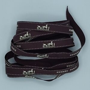 Hermès Le Duc Carriage Ribbon 2.5 Yards • Brown Saddle Stitch Logo Ribbon